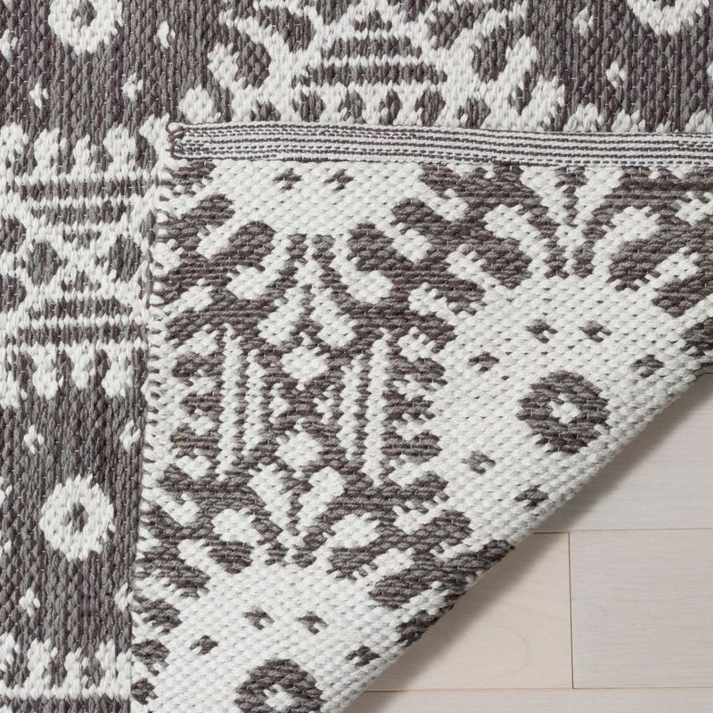 Montauk MTK612 Hand Woven Indoor Accent Rug - Charcoal/Ivory - 3'x5' - Safavieh