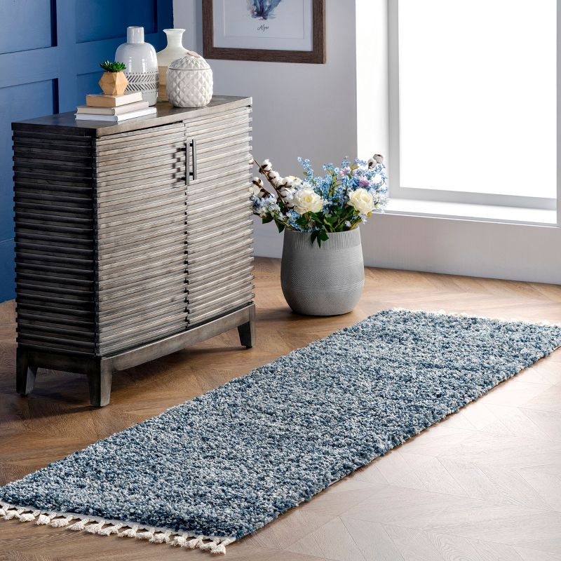 Nuloom Brooke Solid 2x8 Runner Shag Indoor Area Rug for Living Room Bedroom Dining Room Nursery Entryway Hallway, Blue/Ivory