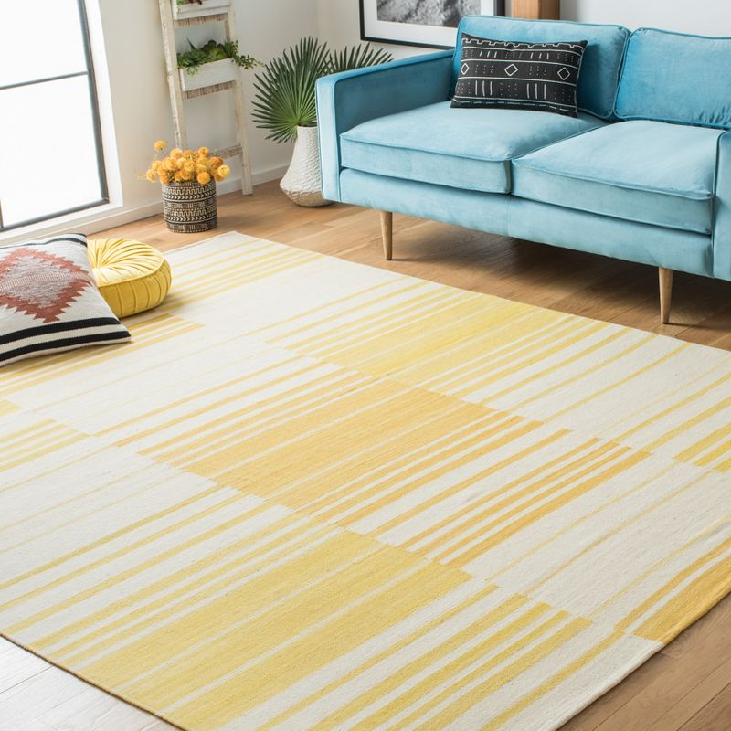 Kilim KLM953 Hand Woven Area Rug - Gold/Ivory - 5'x8' - Safavieh.
