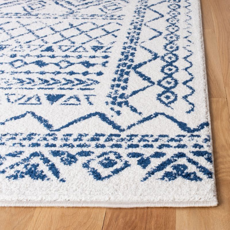 Tulum TUL268 Power Loomed Runner Rug - Ivory/Navy - 2'x7' - Safavieh.