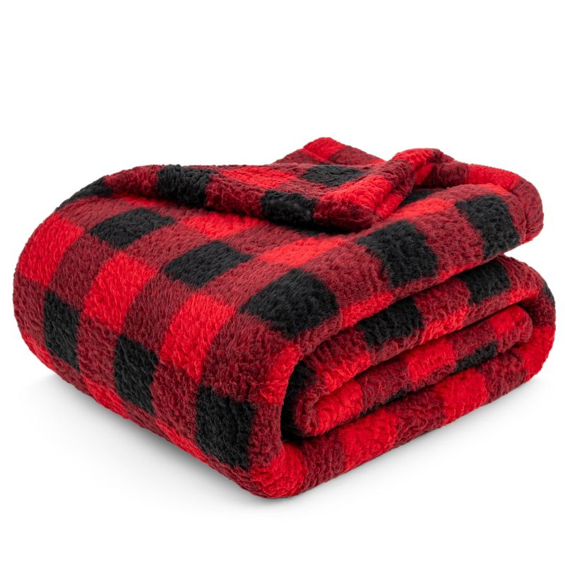 PAVILIA Plush Throw Blanket for Couch Bed, Faux Shearling Blanket and Throw for Sofa Home Decor, Checkered Red/Black/Throw - 50x60