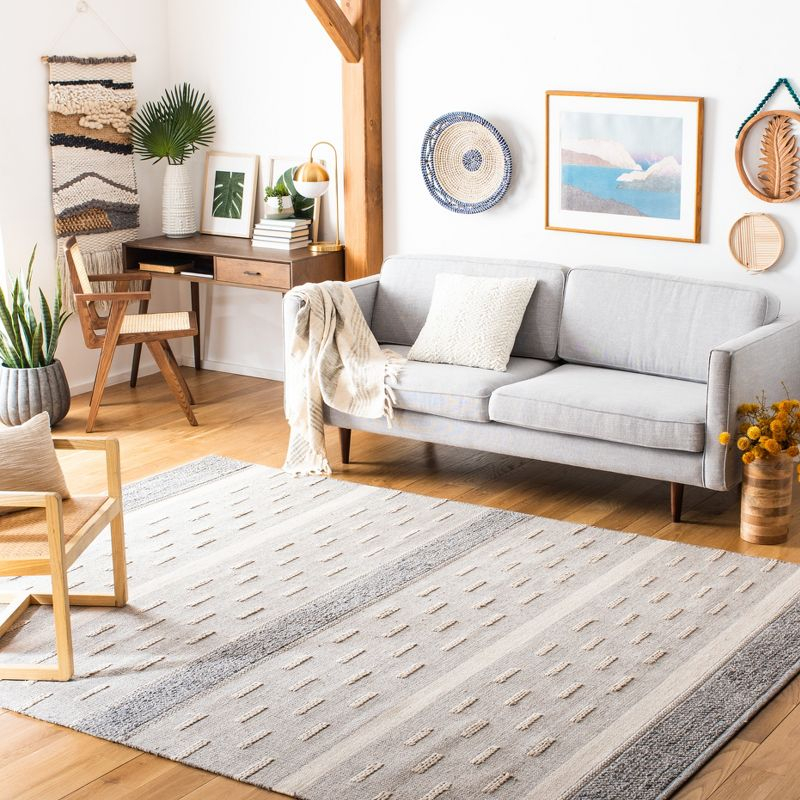Striped Kilim STK519 Hand Woven Area Rug - Ivory/Grey - 6'x9' - Safavieh.