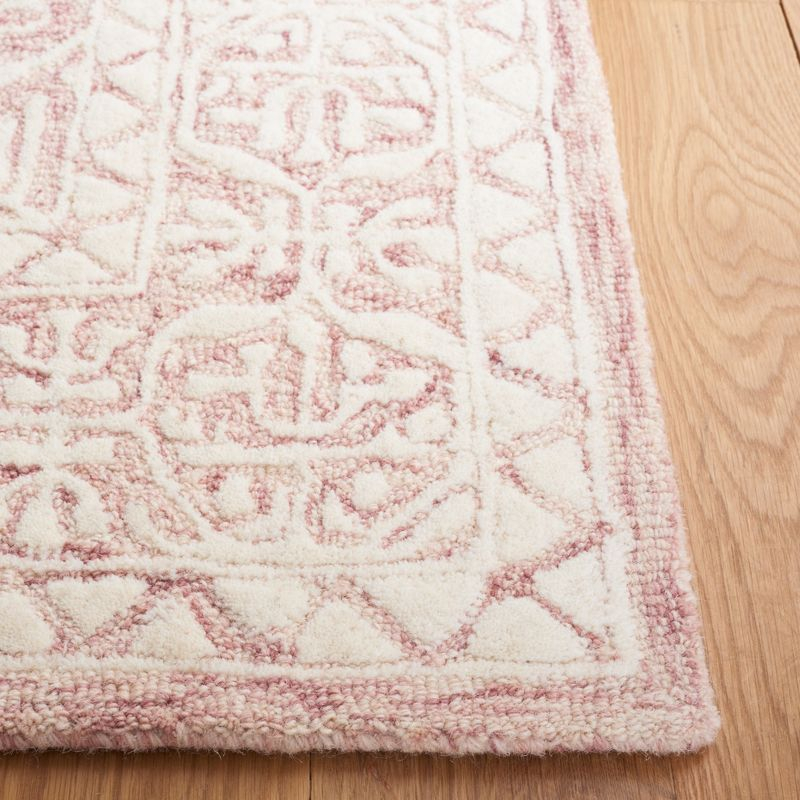 Metro MET903 Hand Tufted Indoor Accent Rug - Dark Pink/Ivory - 3'x5' - Safavieh