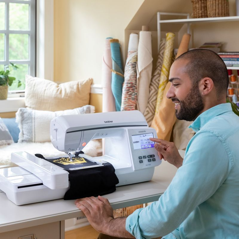 Brother NQ1700E 6" x 10" Computerized Embroidery Machine With Software & Magnetic 5x7 Hoop