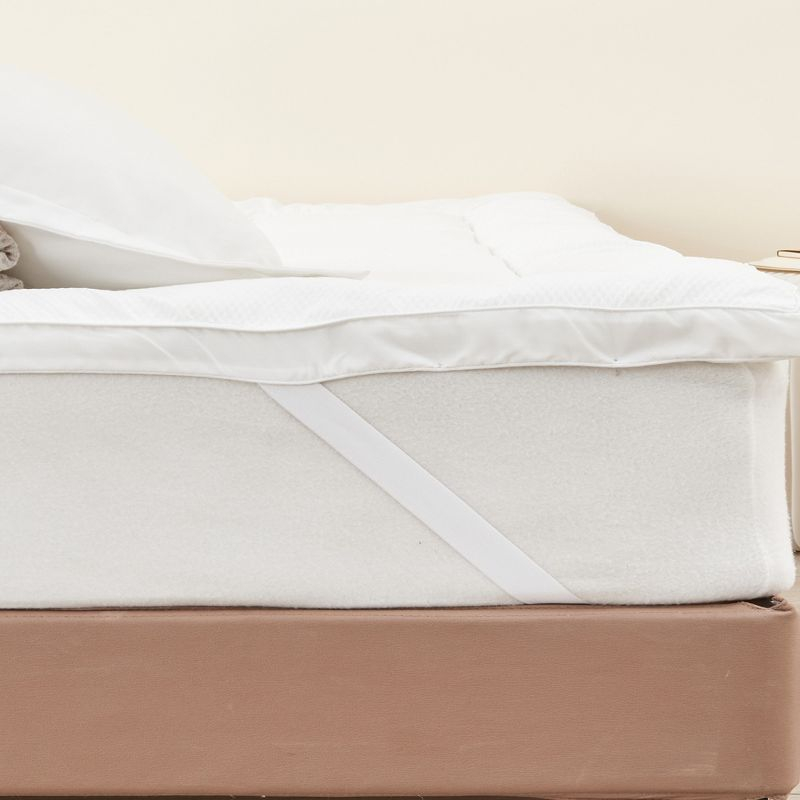 Ultra-Soft Down Alternative 2 Inch Mattress Topper - Great Bay Home (Twin XL, White)