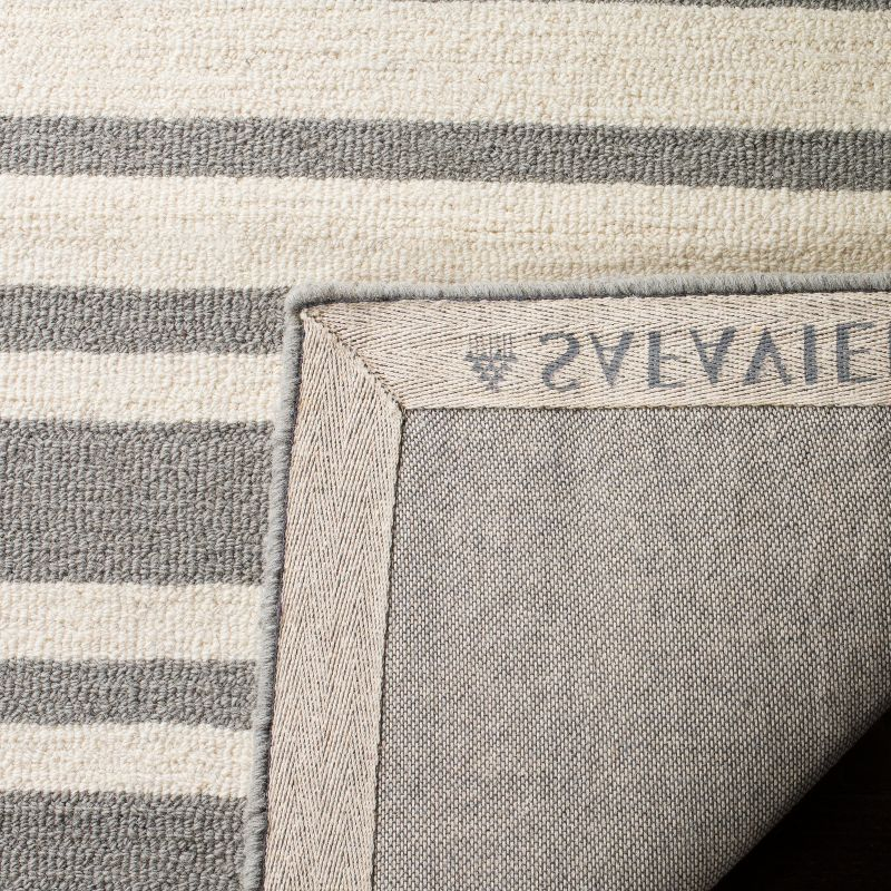 Safavieh Kids Barcode SFK917 Hand Tufted Indoor Accent Rug - Grey/Multi - 4'x6' - Safavieh