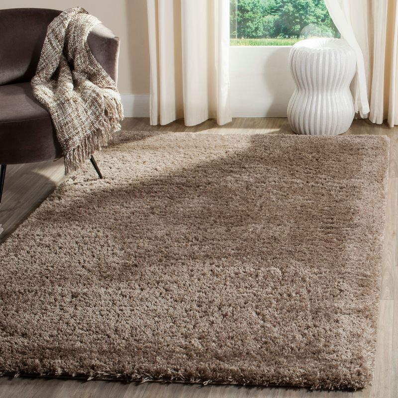 Indie Shag SGI320 Power Loomed Area Rug - Mushroom - 6'7"x9'2" - Safavieh.