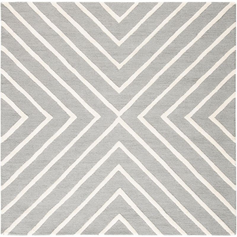 Safavieh Kids SFK920 Hand Tufted Area Rug - Grey/Ivory - 5'x5' - Safavieh.