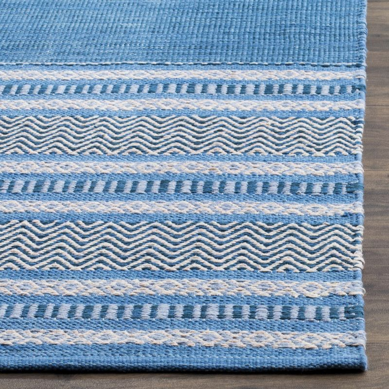 Montauk MTK214 Hand Woven Indoor Accent Rug - Blue/Grey - 2'6"x4' - Safavieh