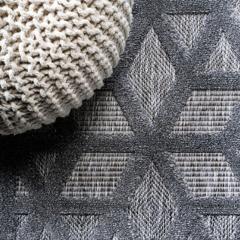 5' x 5' Talaia Neutral Geometric Indoor/Outdoor Area Rug, Dark Gray - JONATHAN Y