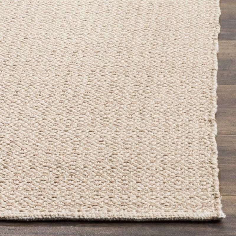 Montauk MTK717 Hand Woven Indoor Area Rug - Ivory/Beige - 4'x6' - Safavieh.