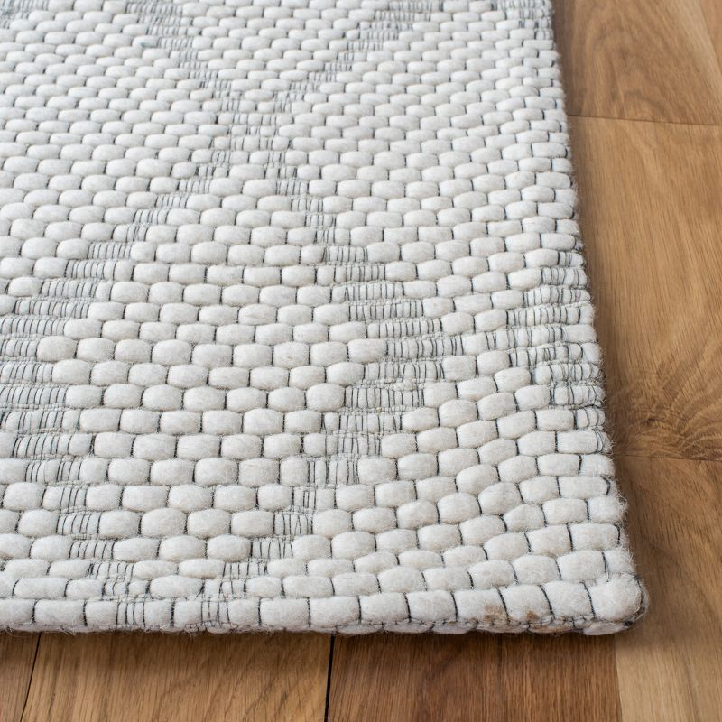 Marbella MRB551 Power Loomed Area Rug - Ivory - 4'x6' - Safavieh.