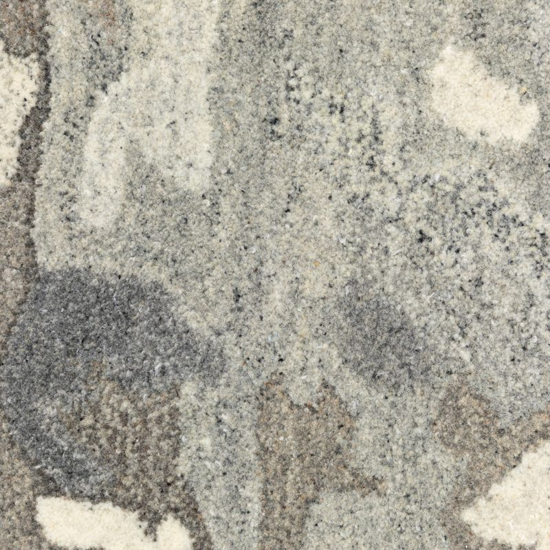 Oriental Weavers Anastasia 68006 Grey/ Charcoal Indoor Area Rug - 3'6" x 5'6"