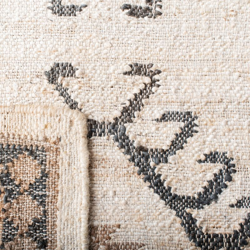 Kilim KLM762 Flat Weave Accent Rug - Ivory/Black - 3'x3' - Safavieh