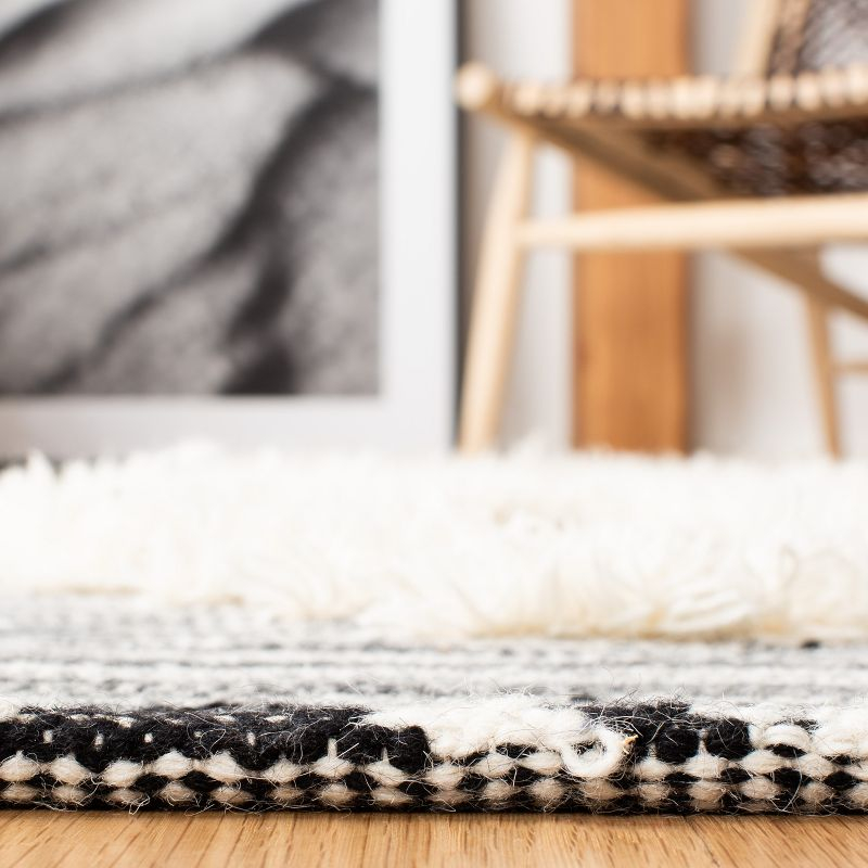 Kenya KNY275 Hand Woven Runner Rug - Black/Ivory - 2'3"x8' - Safavieh.