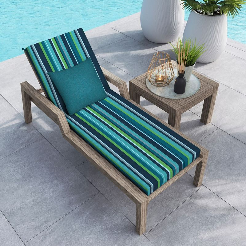Honeycomb Outdoor Chaise Lounge Cushion - Stripe Poolside