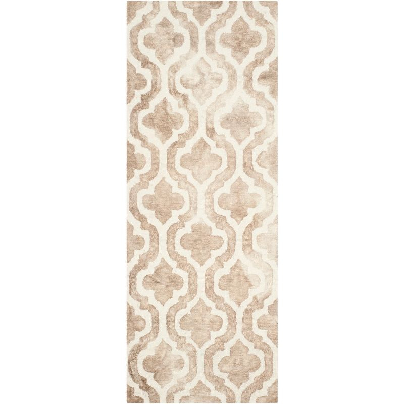 Dip Dye DDY537 Hand Tufted Indoor Runner - Beige/Ivory - 2'3"x6' - Safavieh