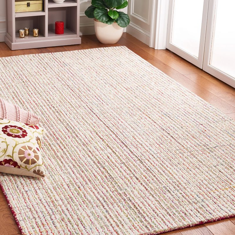 Abstract ABT481 Handmade Indoor Area Rug - Red/Green - 8'x10' - Safavieh
