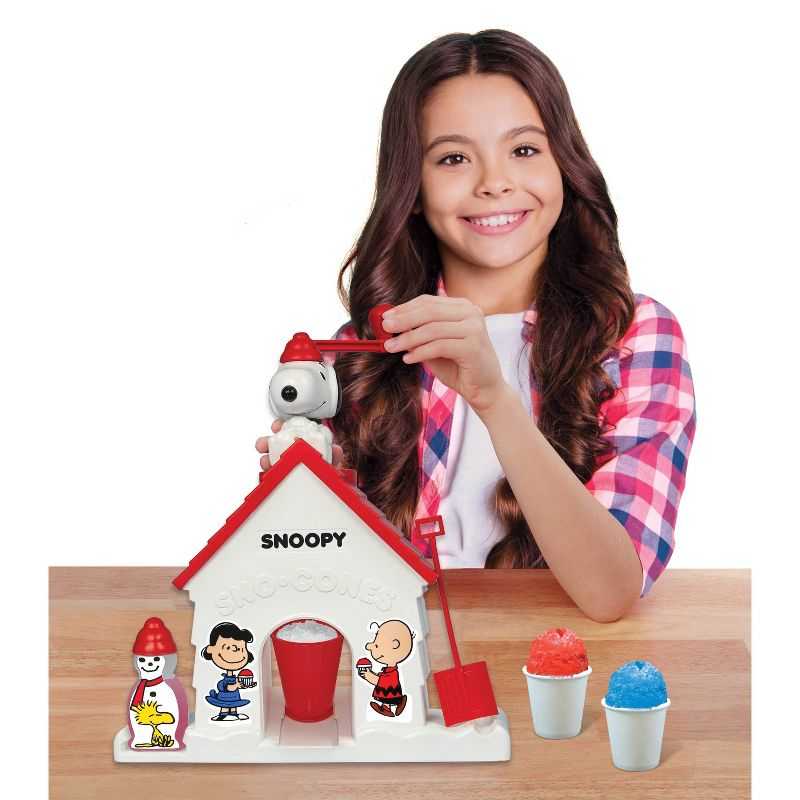 Snoopy Sno-Cone Machine