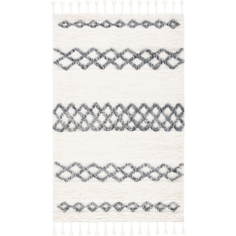 Casablanca CSB925 Hand Loomed Area Rug - Ivory/Dark Grey - 4'x6' - Safavieh.