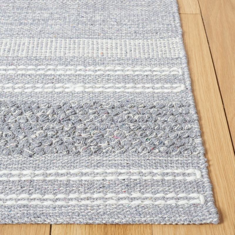 Striped Kilim STK505 Hand Woven Runner Rug - Silver/Grey - 2'3"x9' - Safavieh.