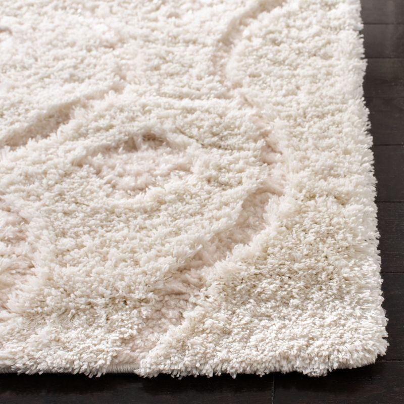 Sparta Shag SPG511 Power Loomed Indoor Area Rug - Ivory/Beige - 5'1"x7'6" - Safavieh
