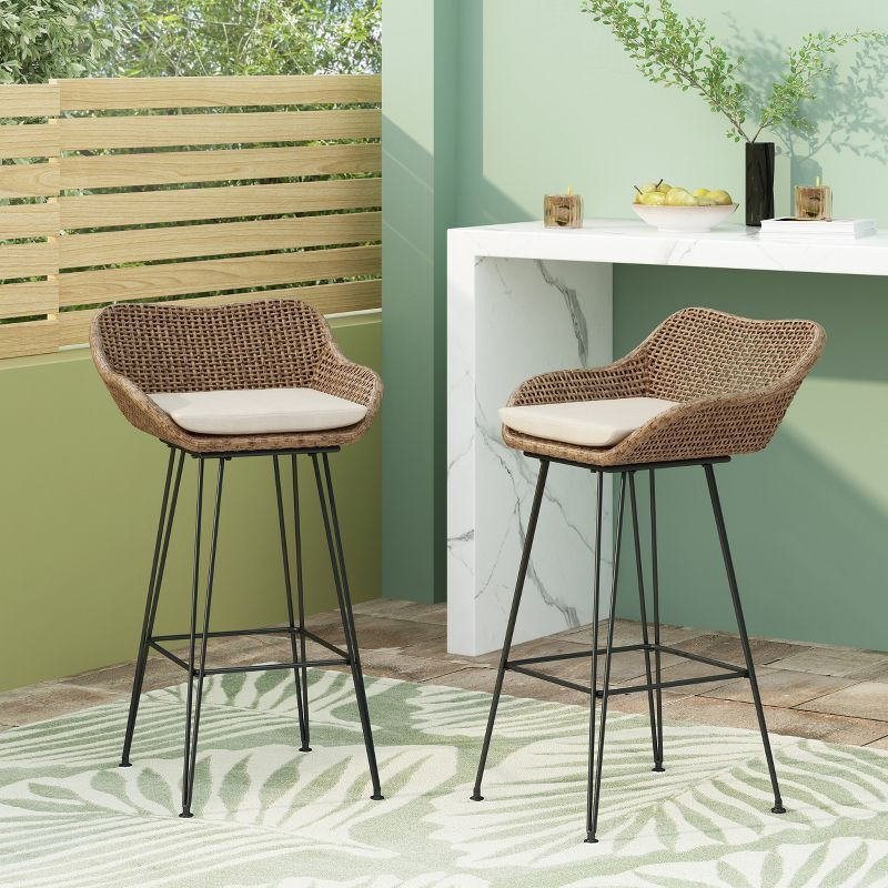 Gewnee Outdoor Wicker and Iron Low Back Barstools