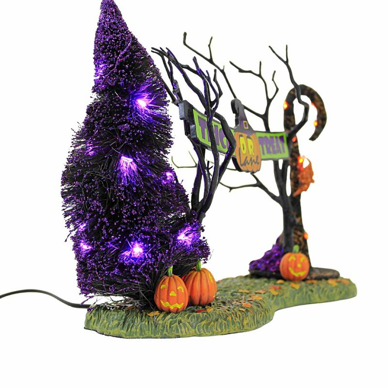 Department 56 Villages 7.75 In Lit Trick Or Treat Lane Entrance Spider Sisal Tree Sign Village Accessories