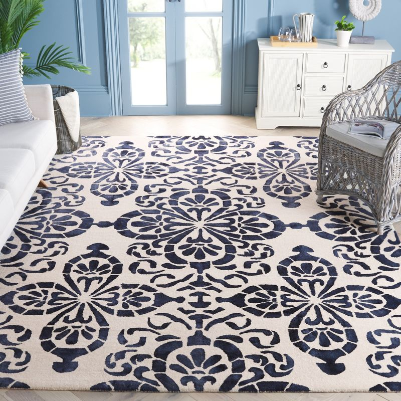 Dip Dye DDY719 Hand Tufted Area Rug - Ivory/Navy - 8'x10' - Safavieh.