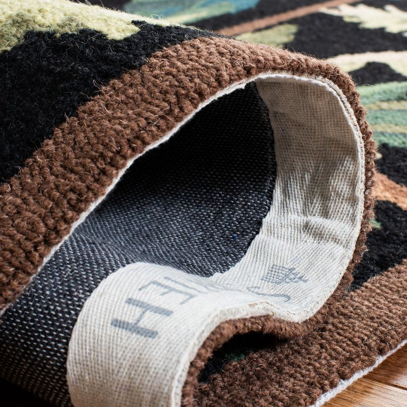 Chelsea HK296 Hand Hooked Runner Rug - Black - 2'6"x6' - Safavieh.