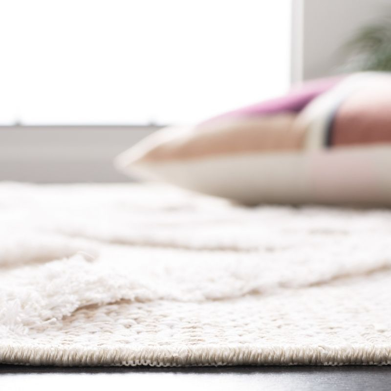 Augustine AGT730 Machine Made Indoor Area Rug - Beige/Ivory - 5'x7'-7" - Safavieh