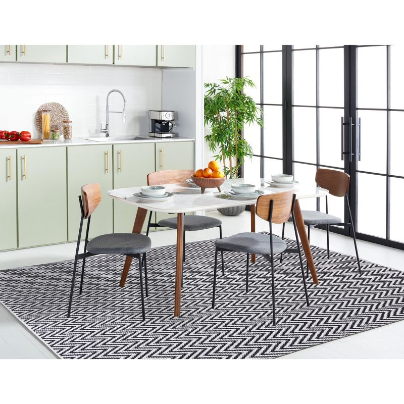 Montauk MTK812 Hand Woven Area Rug - Black/Ivory - 3'x5' - Safavieh.