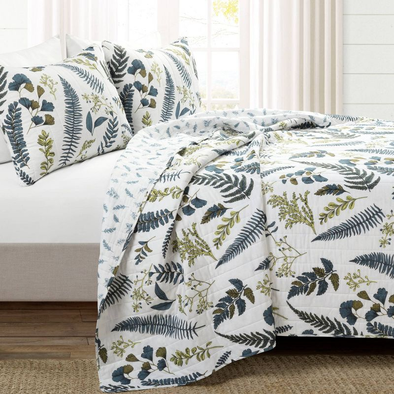 Full/Queen Devonia Reversible Oversized Quilt Set White/Green - Lush Décor: 320 Thread Count, Botanical Pattern, Includes Pillow Shams