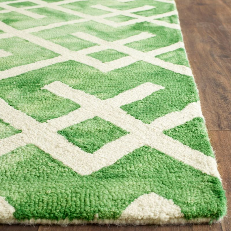 Dip Dye DDY677 Hand Tufted Area Rug - Green/Ivory - 5'x8' - Safavieh.