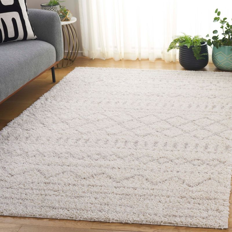 Arizona Shag ASG741 Power Loomed Indoor Accent Rug - Ivory/Beige - 4'x6' - Safavieh