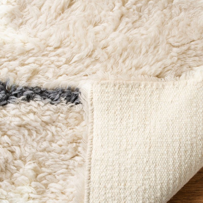 Kenya KNY750 Hand Knotted Runner Rug - Ivory/Gray - 2'3"x8' - Safavieh.