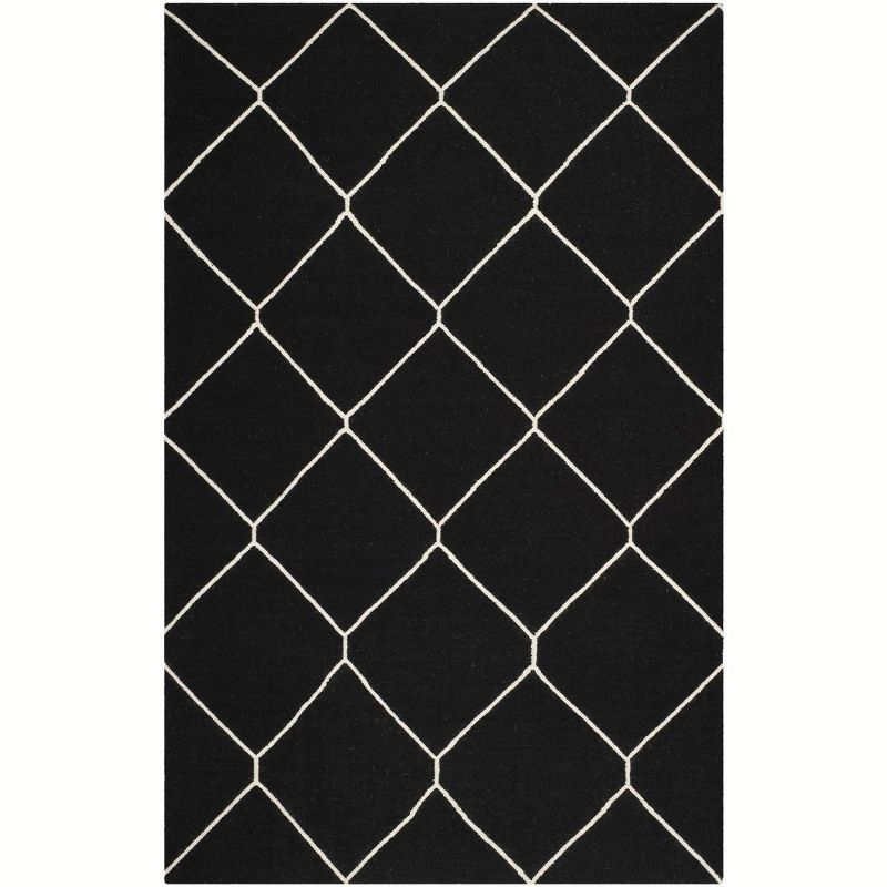 Dhurries DHU635 Hand Woven Area Rug - Black/Ivory - 6'x9' - Safavieh.