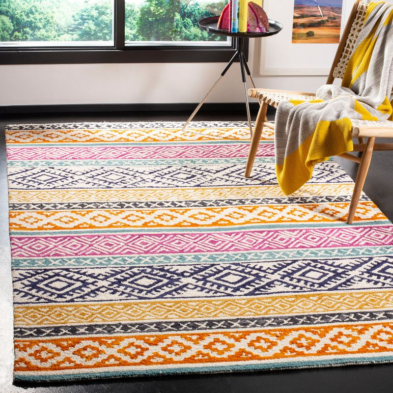 Micro-Loop MLP552 Hand Tufted Area Rug - Ivory/Rust - 4'x6' - Safavieh.