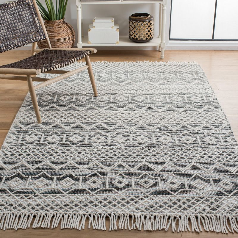 Natura NAT853 Hand Woven Area Rug - Ivory/Black - 3'x5' - Safavieh.