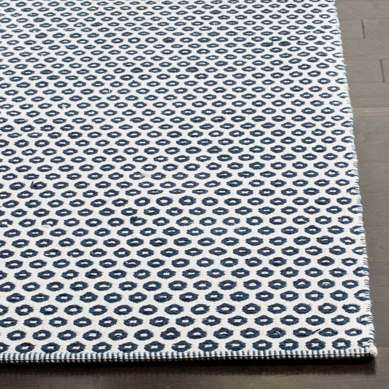 Montauk MTK616 Hand Woven Indoor Runner Rug - Navy/Ivory - 2'3"x7' - Safavieh