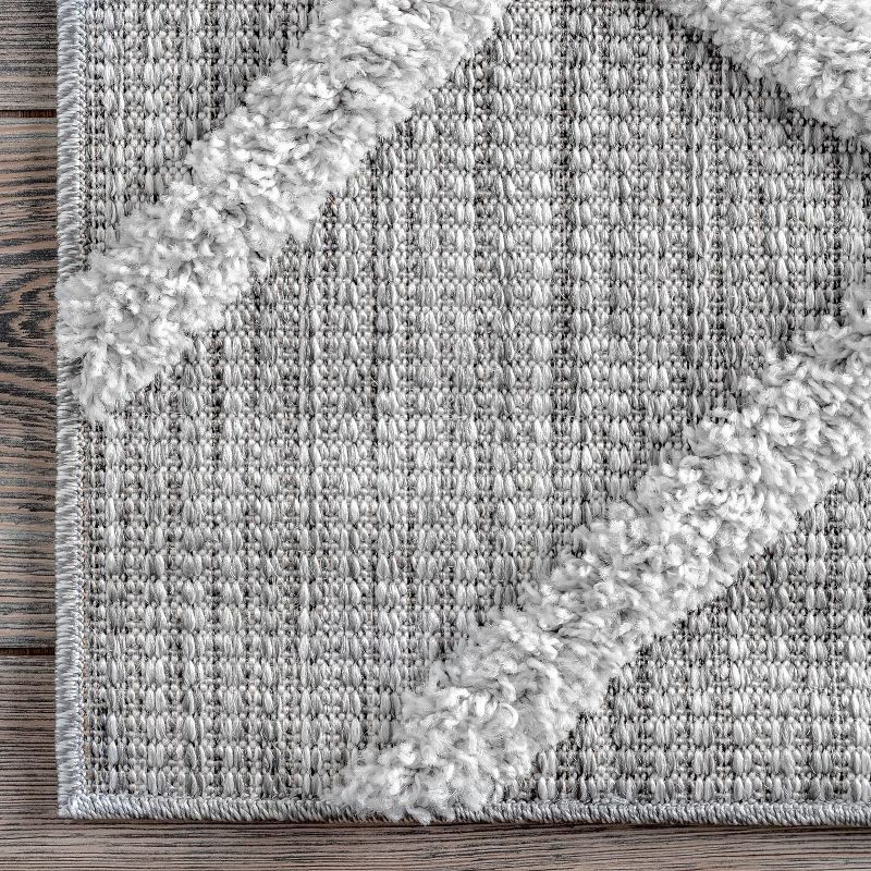 Nuloom Carly Raised Fishnet Trellis Indoor Area Rug, 5' x 8', Gray