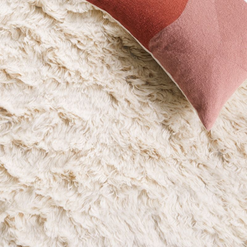 Flokati FLK150 Hand Tufted Indoor Area Rug - Ivory - 4'x6' - Safavieh