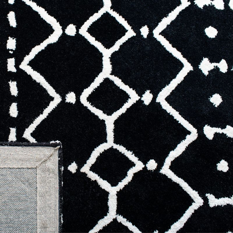 Himalaya HIM903 Handmade Area Rug - 4'x6' - Black/Ivory - Safavieh