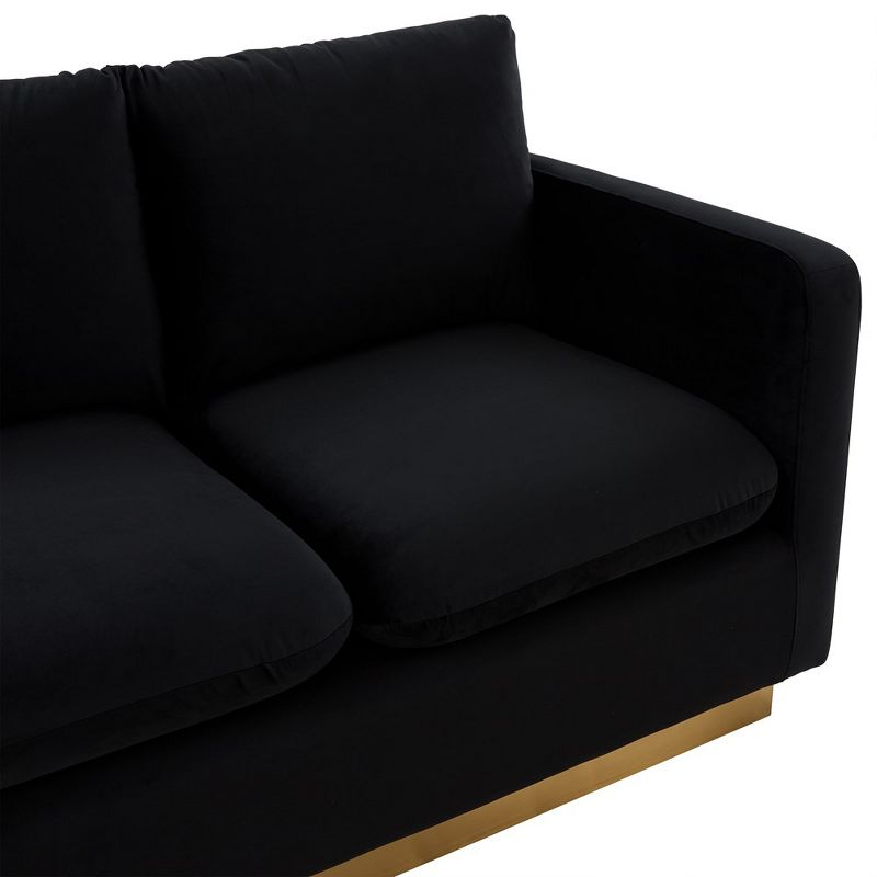 LeisureMod Nervo Mid-Century Modern Upholstered Velvet Loveseat with Gold Frame in Midnight Black