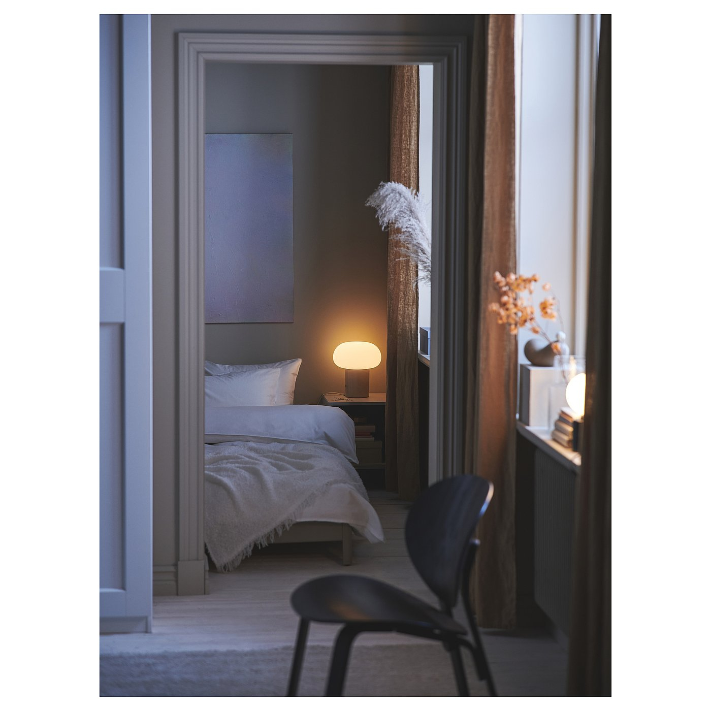 DEJSA Table lamp - beige/opal glass 11 "