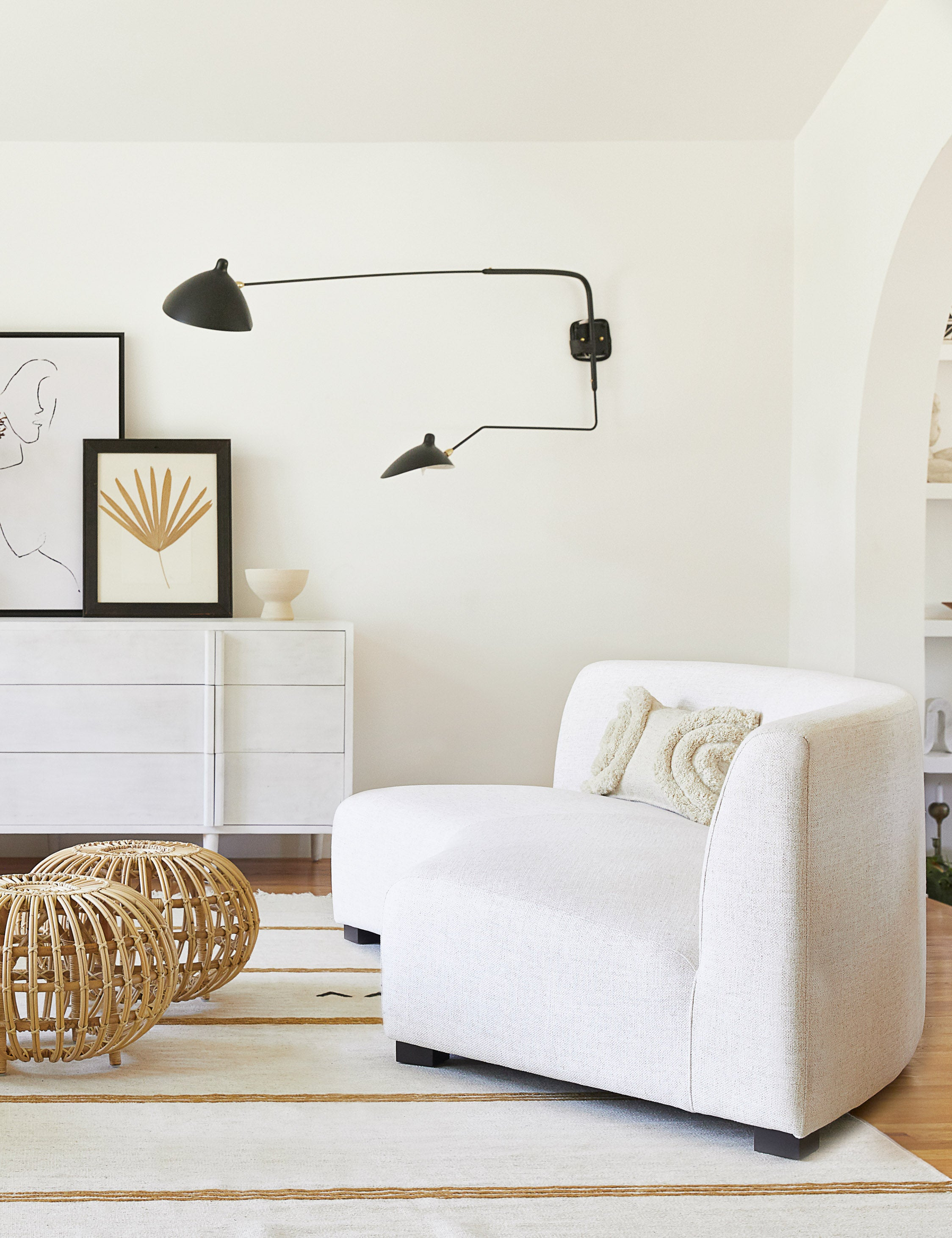 Saban Curved Sofa - Ivory Linen / Left-Facing