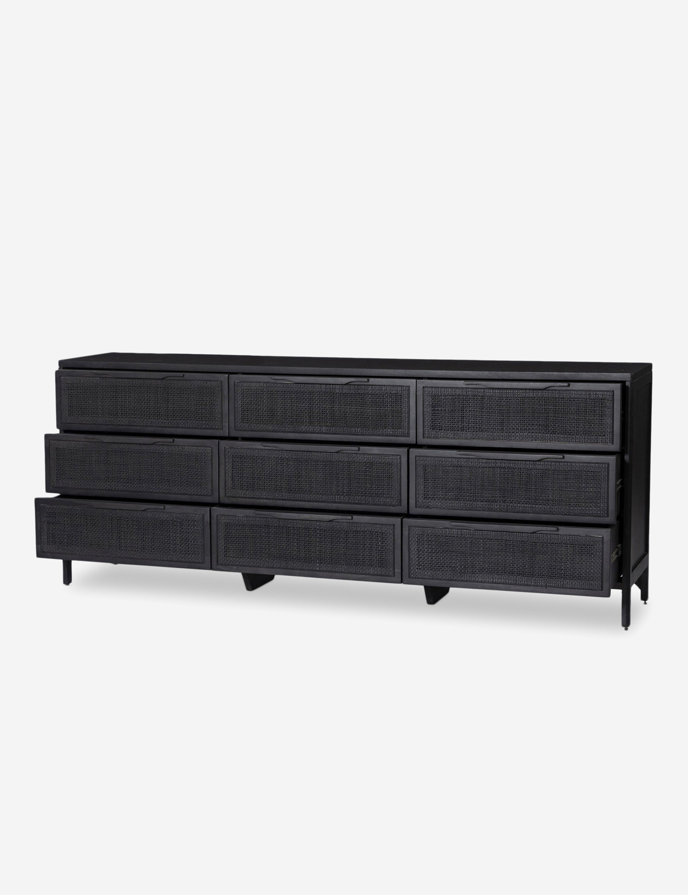 Hannah 9-Drawer Dresser - Black and Black