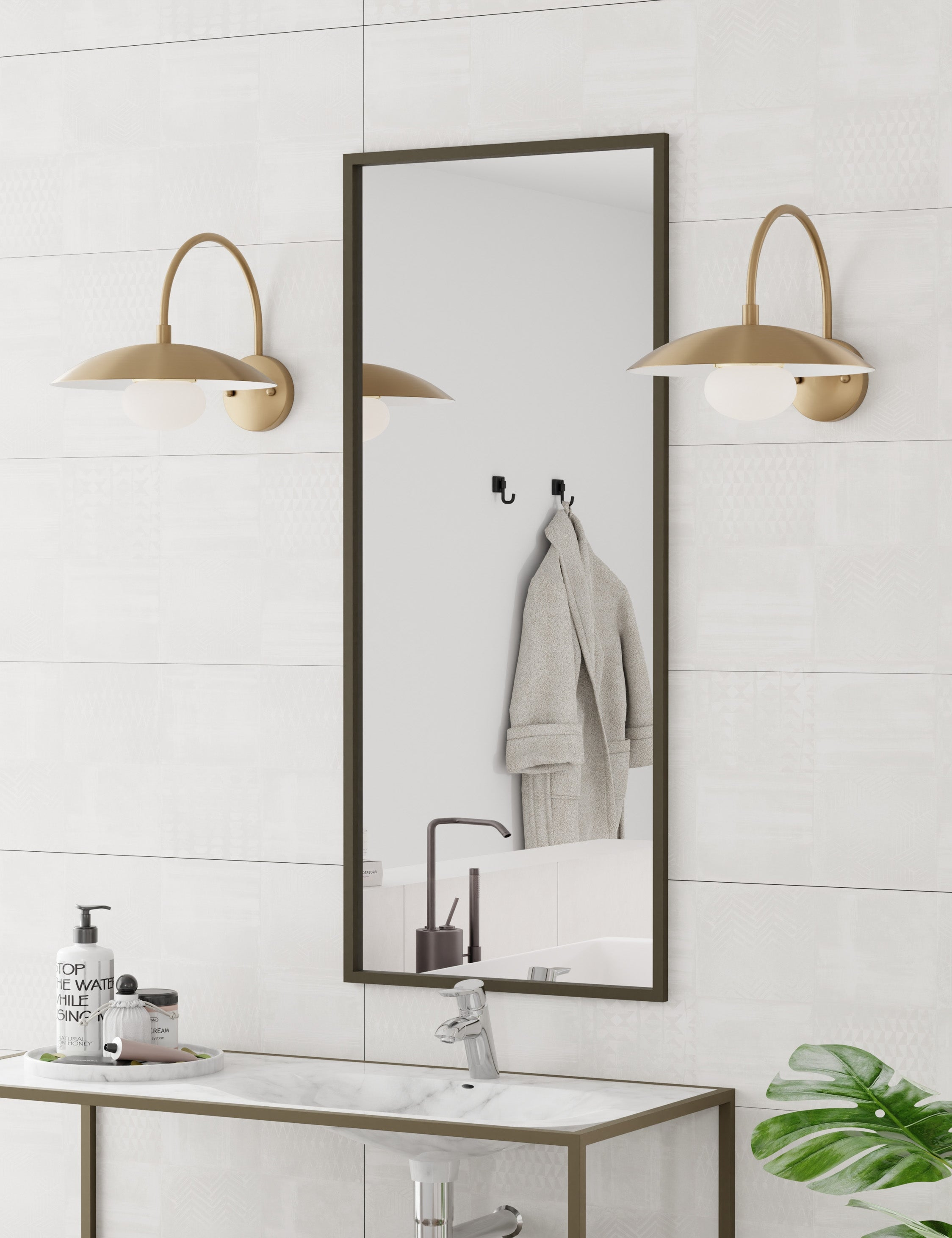 Shah Sconce - Brass