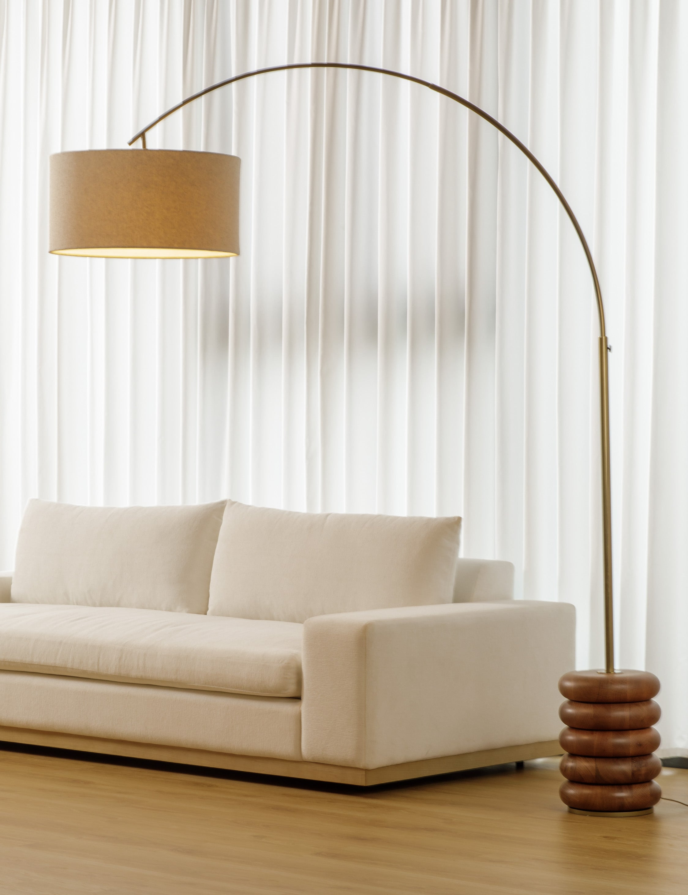Linus Arc Floor Lamp - Natural