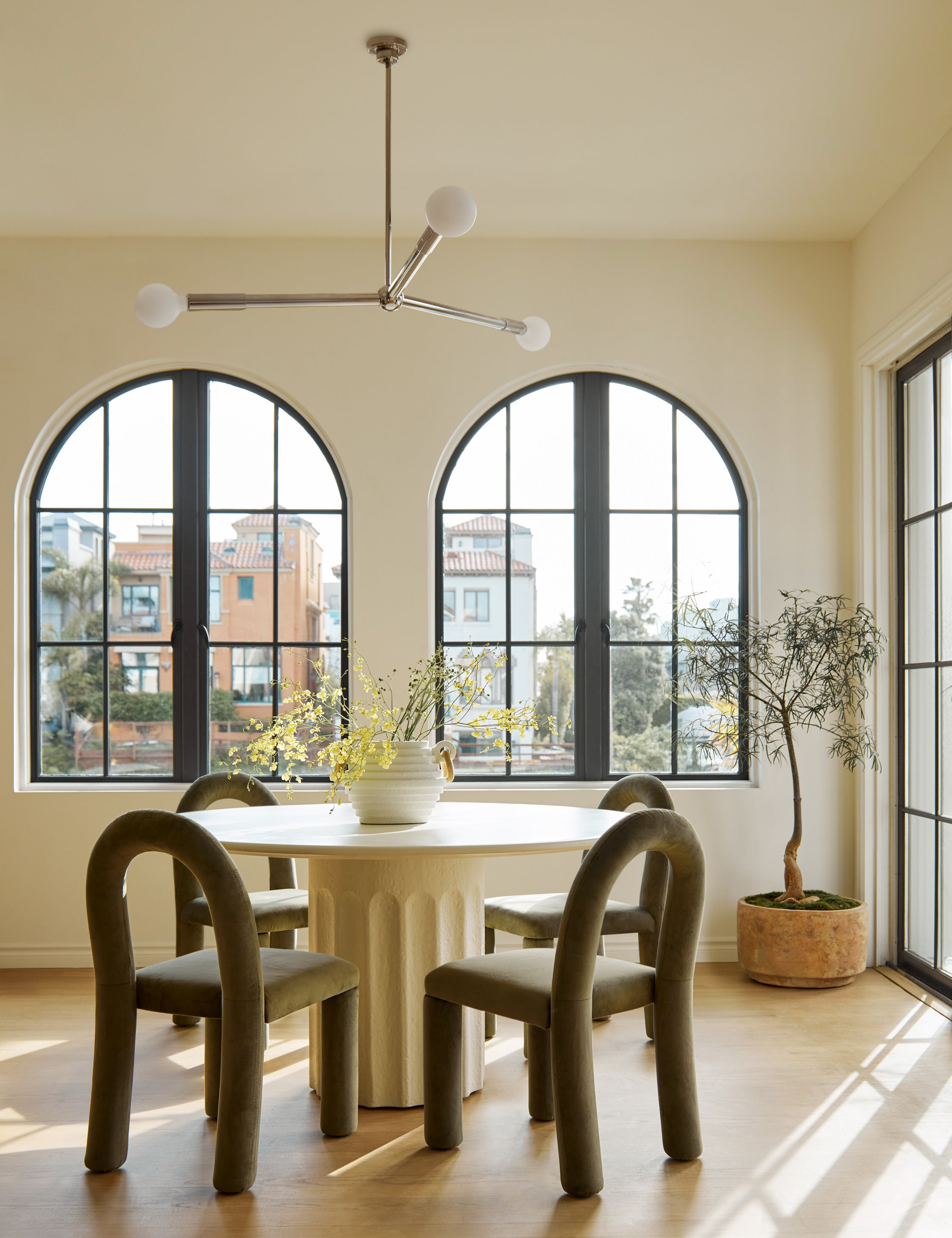 Talon Chandelier by Regina Andrew by Regina Andrew - Polished Nickel